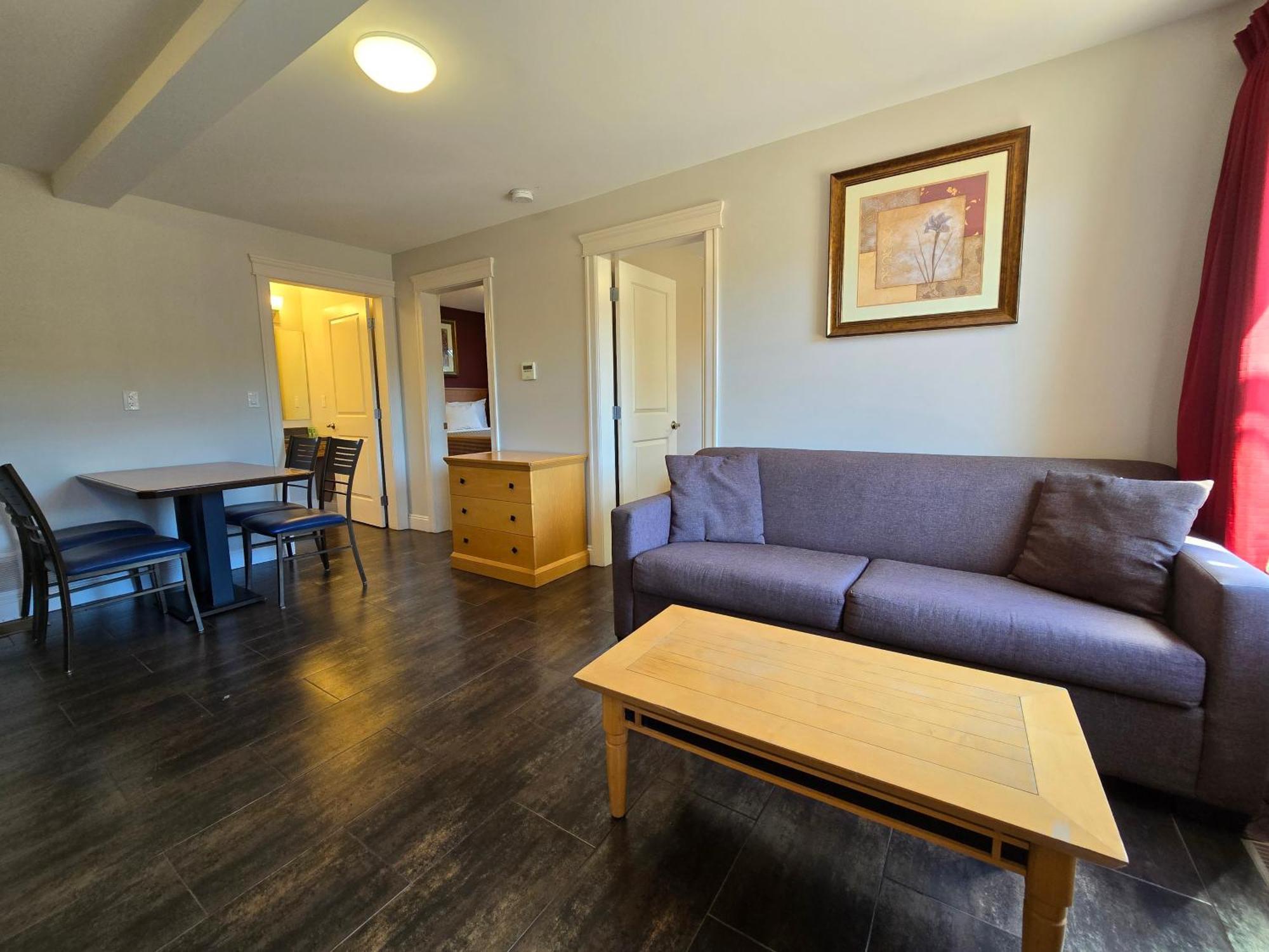 Sahara Courtyard Inn & Suites 오소유스 외부 사진