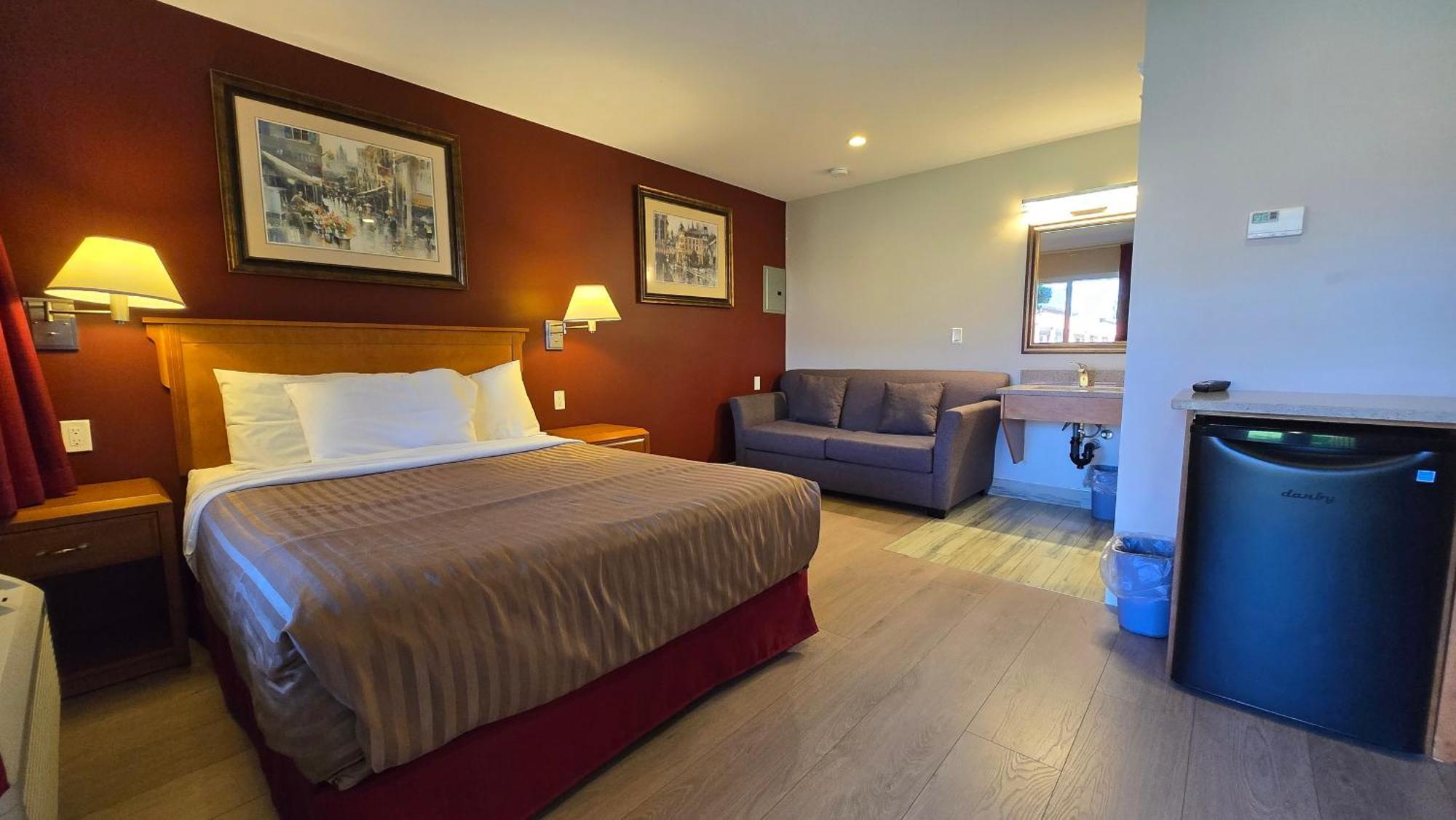 Sahara Courtyard Inn & Suites 오소유스 외부 사진