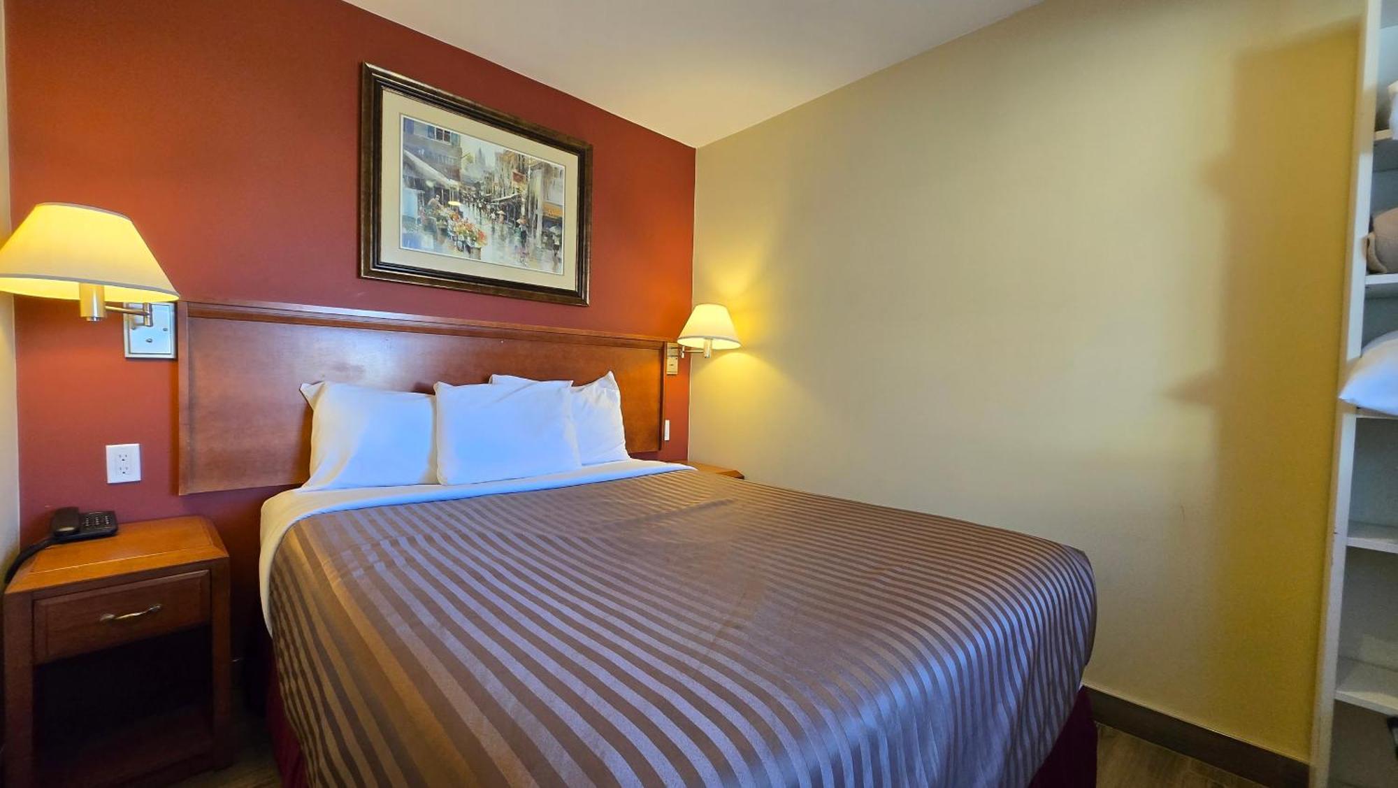 Sahara Courtyard Inn & Suites 오소유스 외부 사진